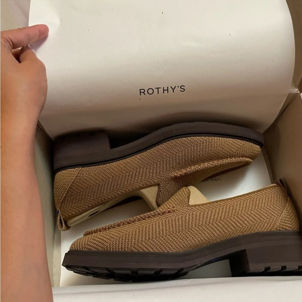 New in box! Rothy's The Lug Loafer in Merino wool - Teak Herringbone size 9